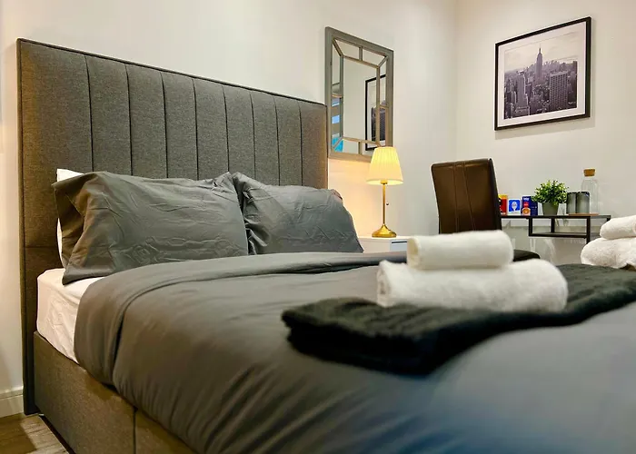 Privat bolig Private Bedroom - Modern Flat - West End *