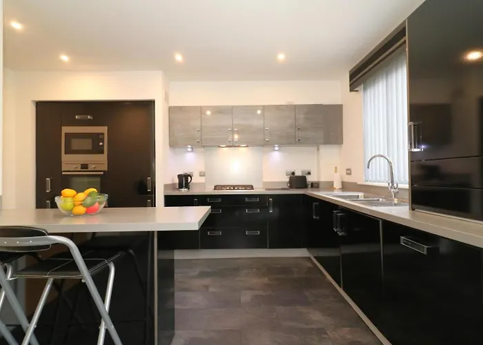 Signature - Oatlands House