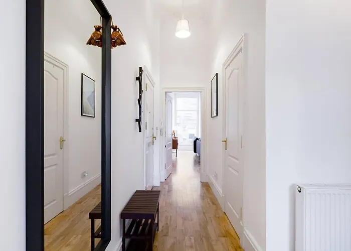 Incredible Contemporary Flat In Heart Of West End * グラスゴー