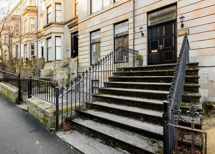 Incredible Contemporary Flat In Heart Of West End