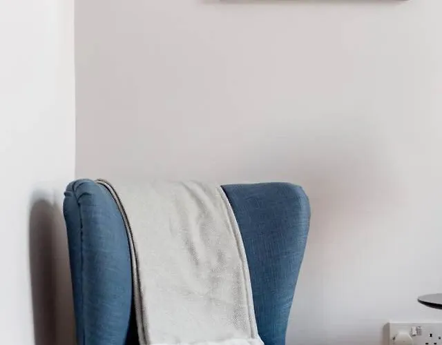 Апартаменты Incredible Contemporary Flat In Heart Of West End