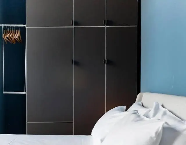 Апартаменты Incredible Contemporary Flat In Heart Of West End *