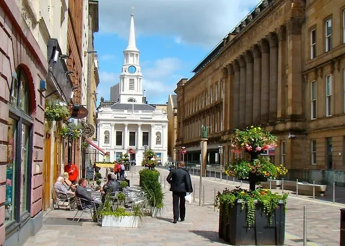 City Centre W Parking & Hyperoptic Wifi Glasgow