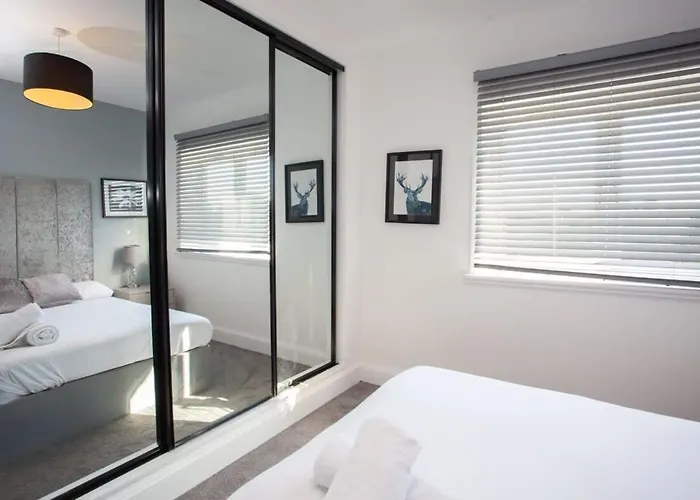 Beautifully Designed Pollok House 格拉斯哥