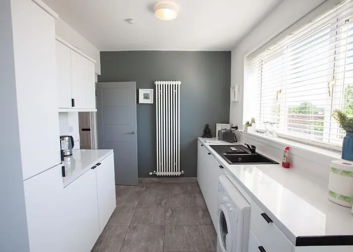 Beautifully Designed Pollok House Casa vacanze