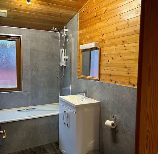 Lomond View Chalet *