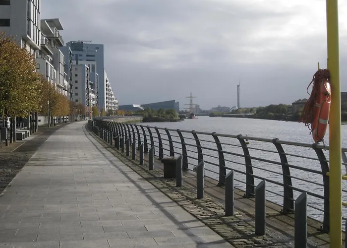 Harbour River West End Glasgow