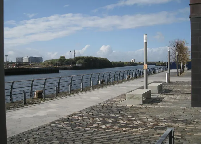 Harbour River West End *