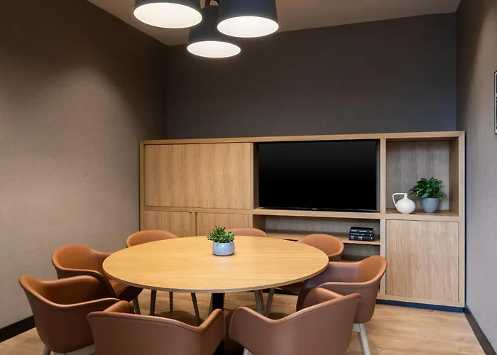 Courtyard By Marriott Sec 4* גלאזגו