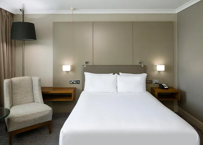 Crowne Plaza By Ihg 4*