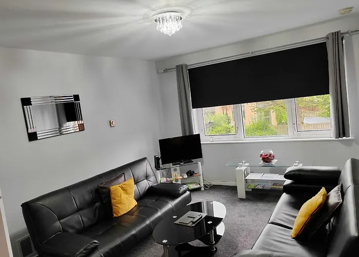 Premier - Maryhill * Glasgow