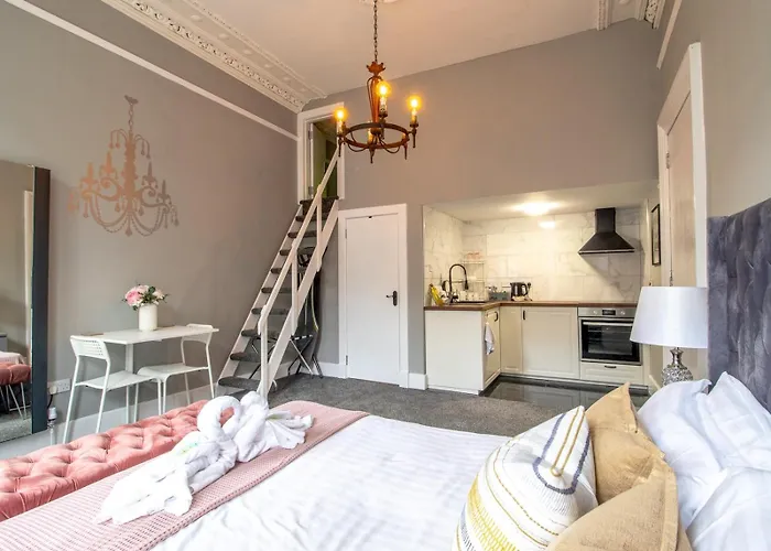 Lejlighed Dream With Loft West End - Pass The Keys *