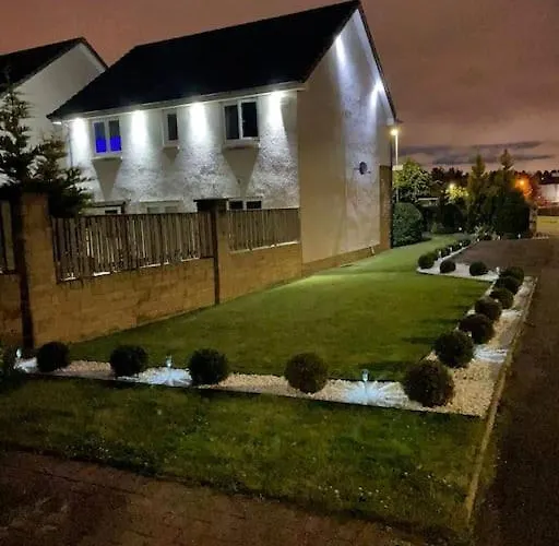 Entire 4 Bed Perfect Family In *