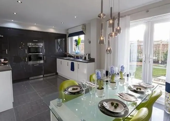 فيلة Entire 4 Bed Perfect Family In غلاسغو