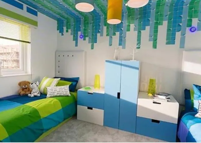 Entire 4 Bed Perfect Family In غلاسغو