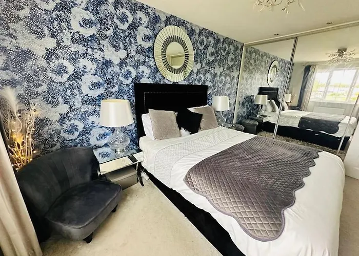 Entire 4 Bed Perfect Family In *