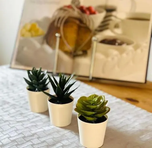 Appartamento 2 Bed Entire Upper Flat In