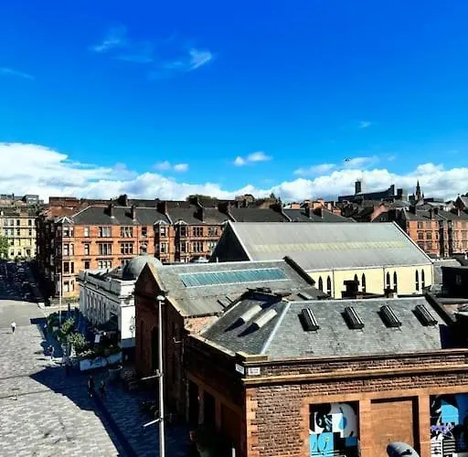 Апартаменты Two Bedroom Maisonette In The Heart Of The West End *