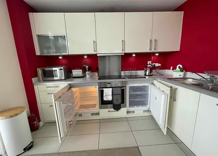 Harbour River West End *