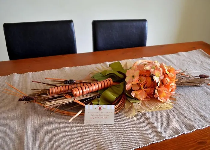 3 Bedroom - Free Parking & Wifi 350mbps Appartement