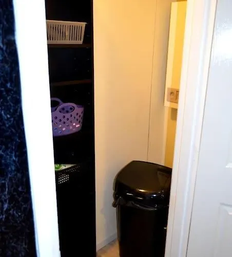 Appartement 3 Bedroom - Free Parking & Wifi 350mbps