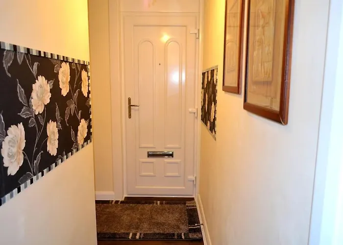 3 Bedroom - Free Parking & Wifi 350mbps *