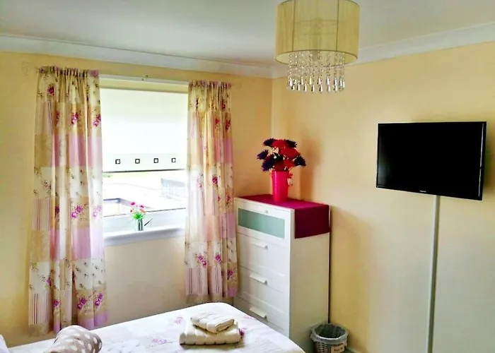 Appartement 3 Bedroom - Free Parking & Wifi 350mbps