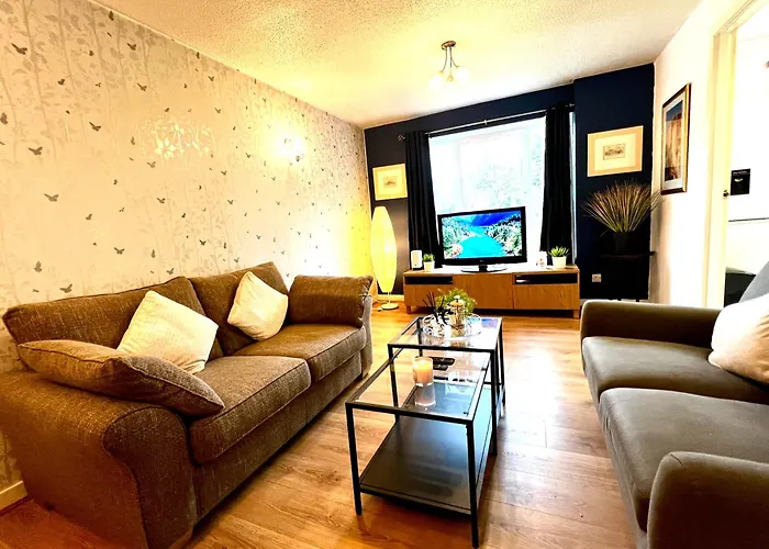 Lejlighed Ground Floor Flat With Free Parking & Wifi Glasgow