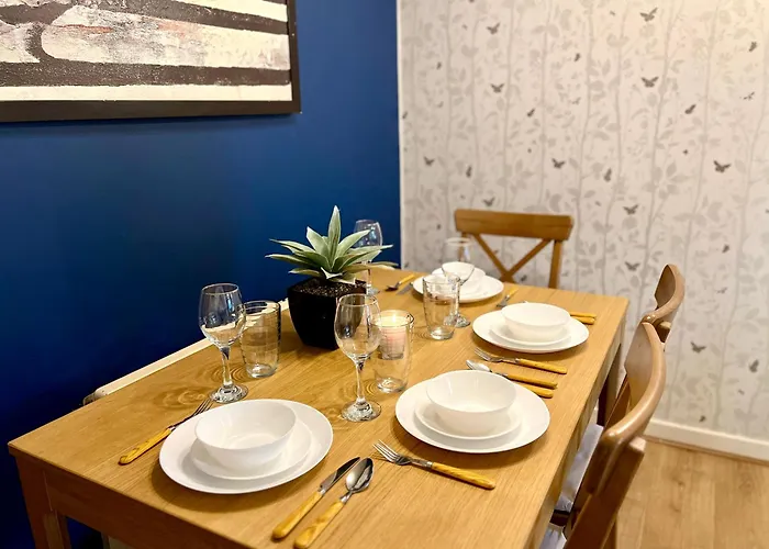 Ground Floor Flat With Free Parking & Wifi Appartamento