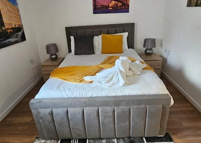 Silverburn New House With Free Parking And Garden Casa vacanze *