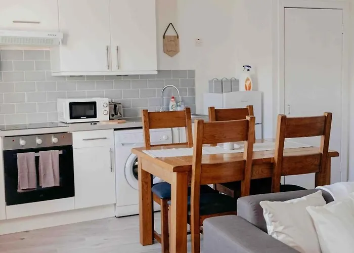 - 1 Bedroom Appartamento *