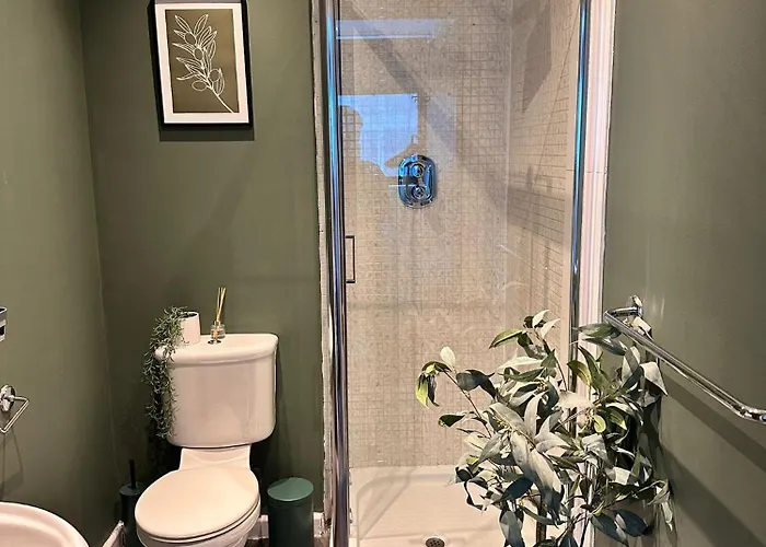 Stylish 2 Bed Retreat Glasgow