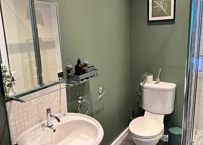 Stylish 2 Bed Retreat Glasgow