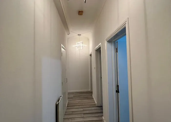 Garturk Street Bright Modern Ground Floor Flat Queens Park Strathbungo Area * Glasgow