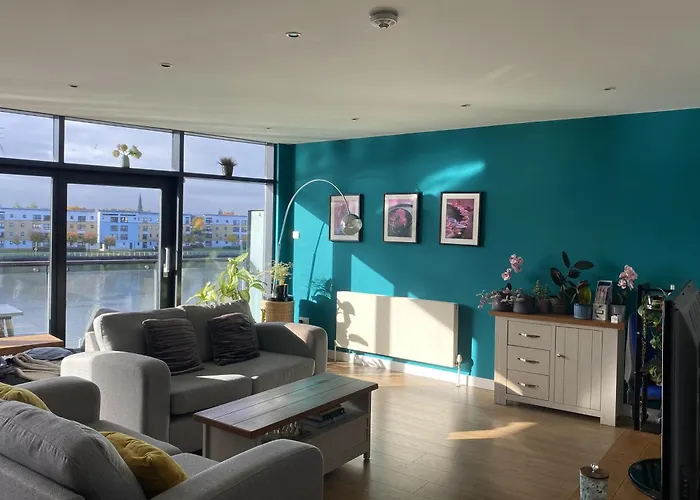 Apartamento Metropolitan Nest - Easy Walk To Hydro & Secc Center