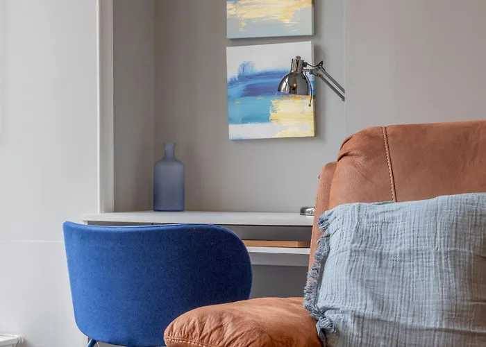 Wonderful West End - Pass The Keys Appartement