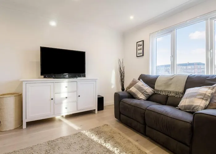 Bonnie Home, Queens Park, Centre And Hampden Stadium Nearby Vakantiehuis