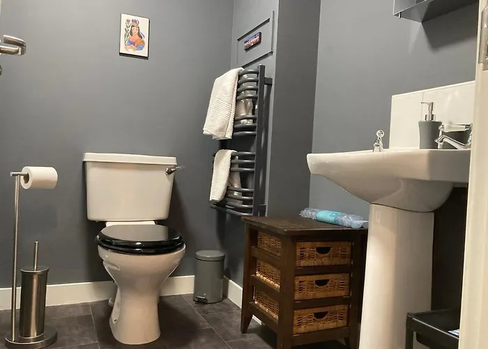 The Art Flat Glasgow