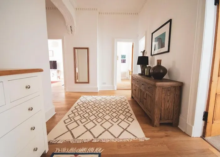 Сasa de vacaciones Stunning 3 Bed Flat In The Heart Of The West End