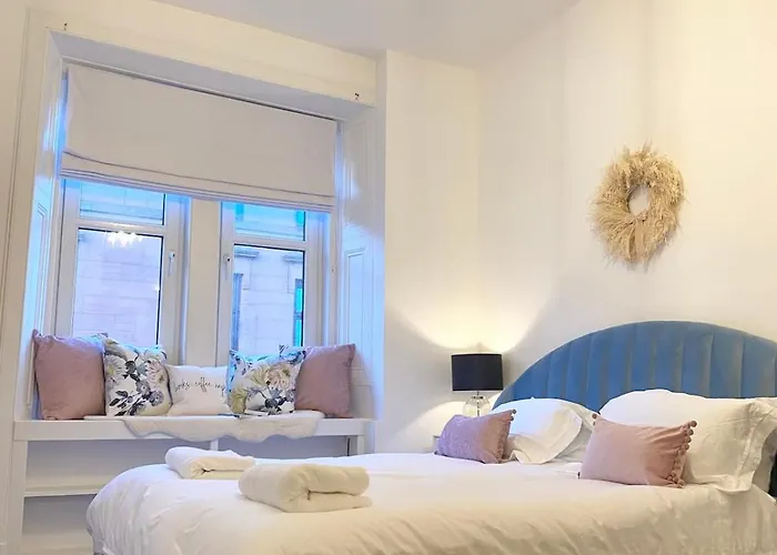 Boutique West End - 'the Nook'