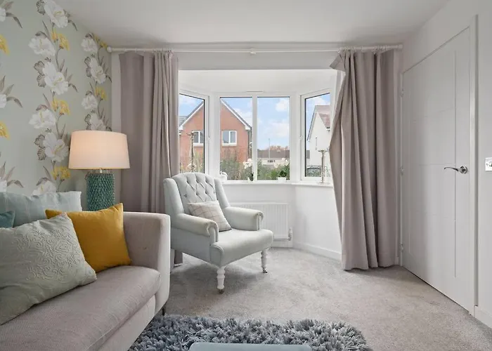 Апартаменты 3bdr House By Vista Short Lets & Serviced Scotland With Driveway Parking And Ps4