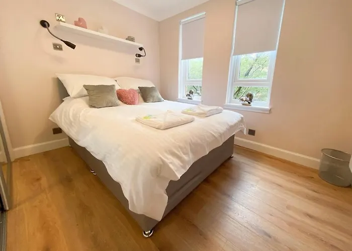 Two Bedroom, Free Private Parking Appartamento