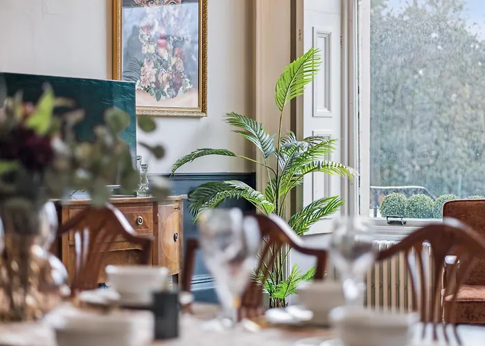 Grand 2 Bed West End Appartamento