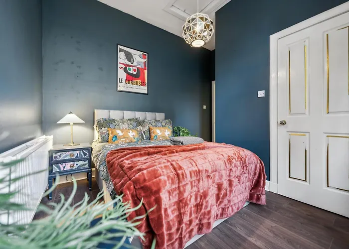 Grand 2 Bed West End * Glasgow