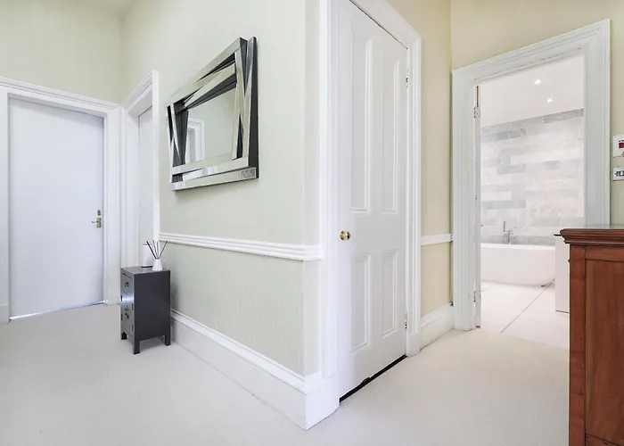 Extravagant 6 Bed Victorian Townhouse With Hot Tub Βίλα Γλασκώβη