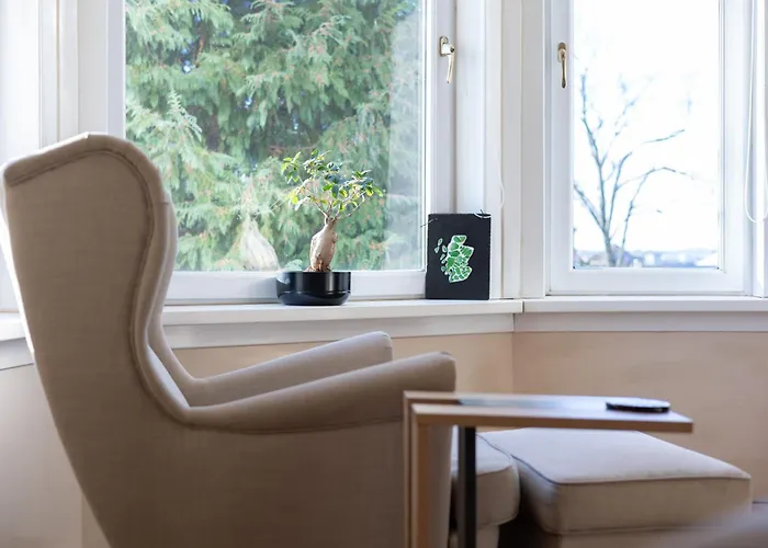 Extravagant 6 Bed Victorian Townhouse With Hot Tub * Glasgow