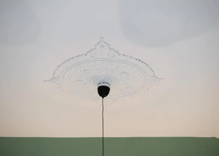 Extravagant 6 Bed Victorian Townhouse With Hot Tub فيلة