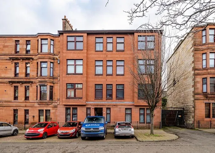 Stunning Ground Floor Flat In Southside. Appartement