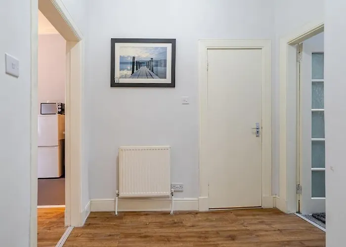Apartman Stunning Ground Floor Flat In Southside.