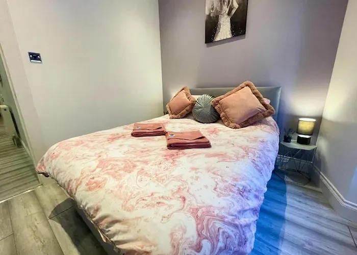 2 Bed In Centre! Glasgow